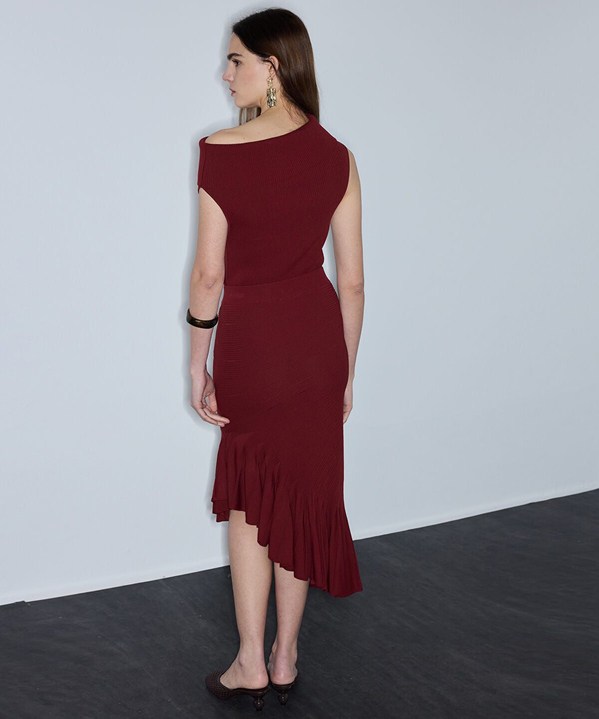 Asymmetric Knit Skirt