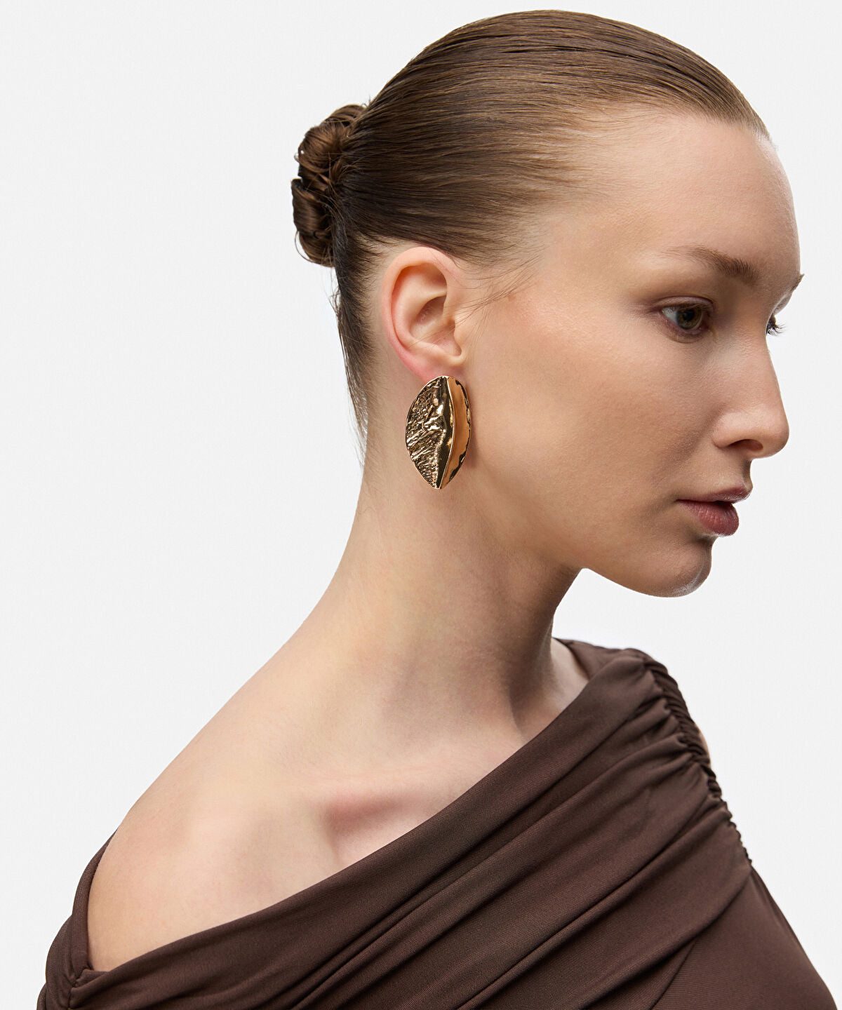 Contrast Texture Metal Earrings