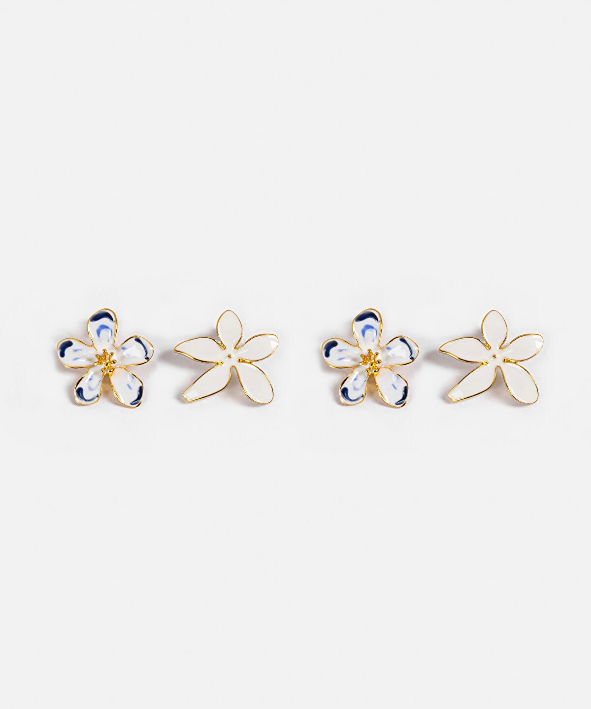 Pack of 2 Floral Earrings