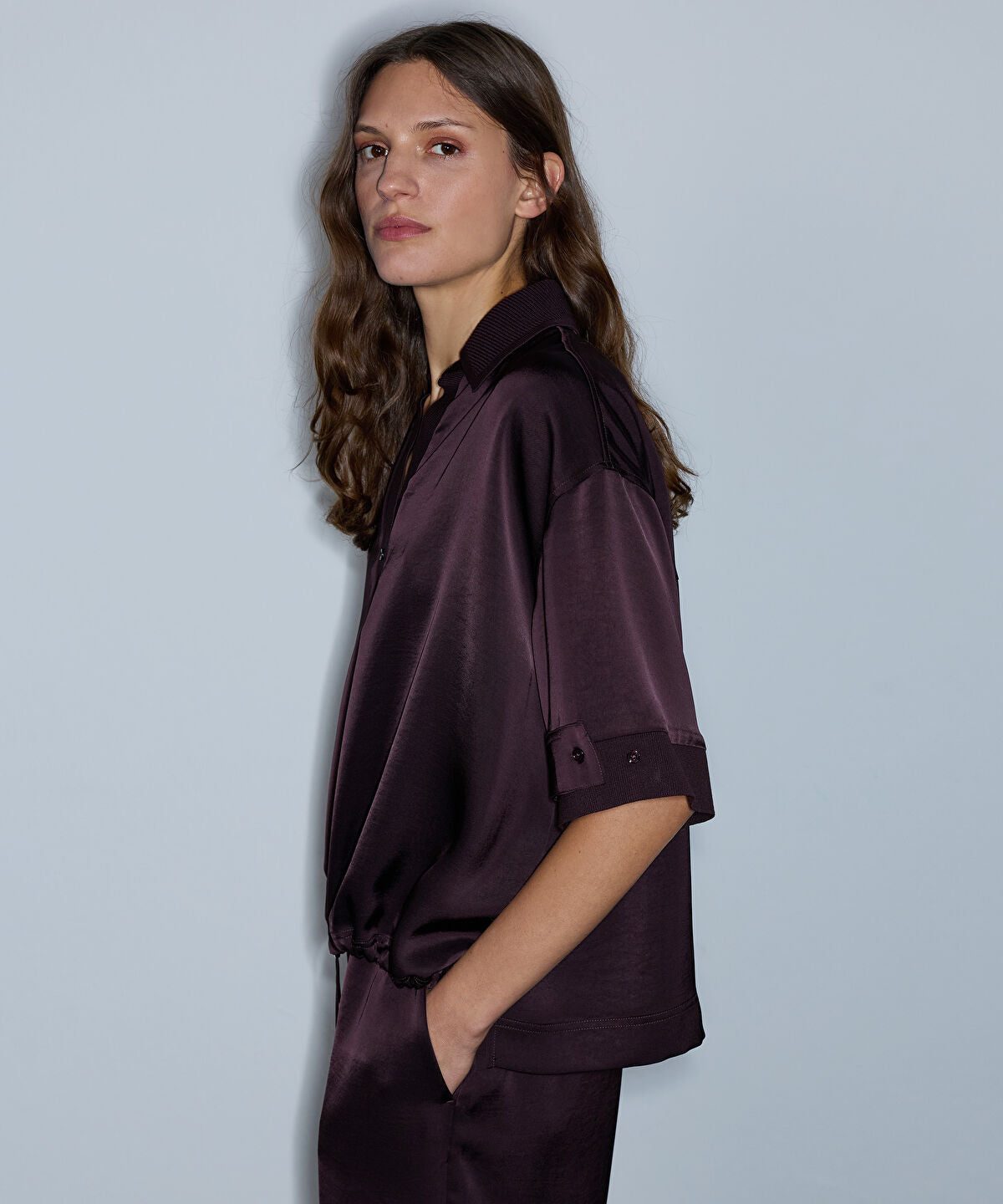 Ribbed-Trim Shiny Blouse